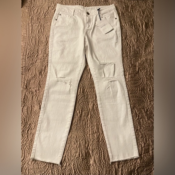 THE RIPPED SKINNY JEANS - Picture 4 of 8